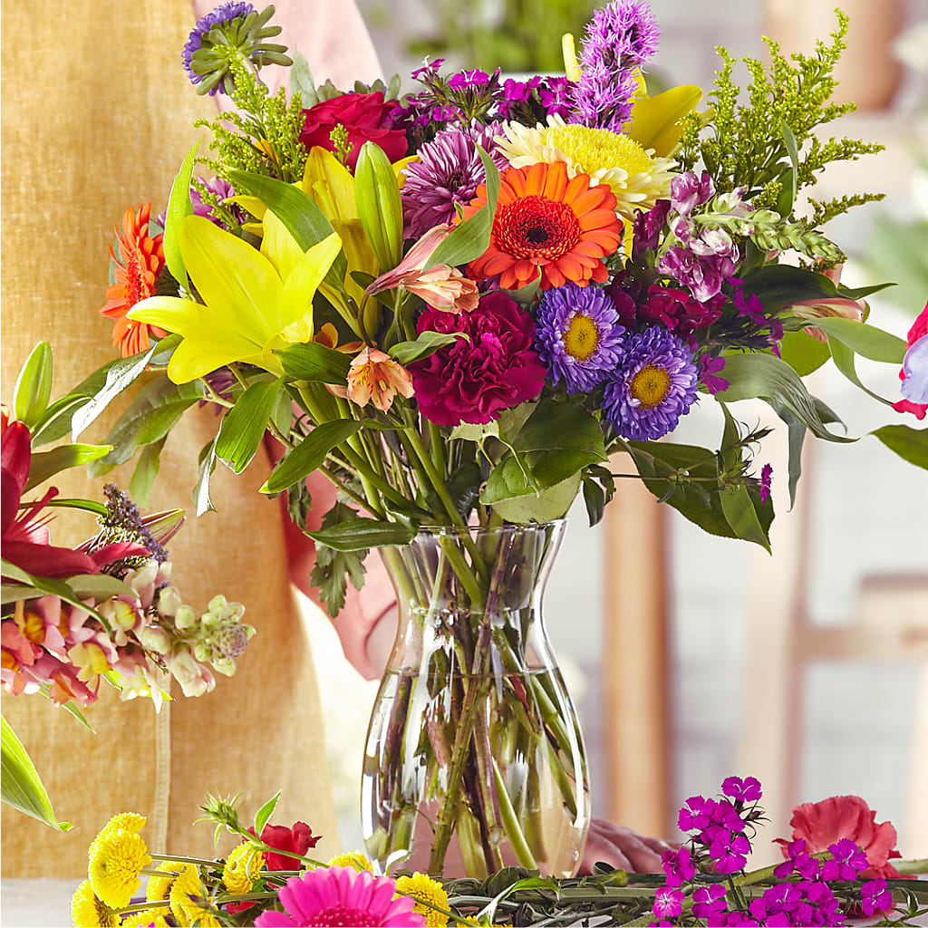 Bold & Bright – A Florist Original – ANGELOS FLOWERS & GIFTS INC, Mississauga ON