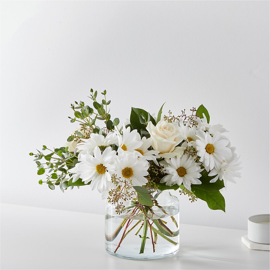 Fresh Linen Bouquet – ANGELOS FLOWERS & GIFTS INC, Mississauga ON