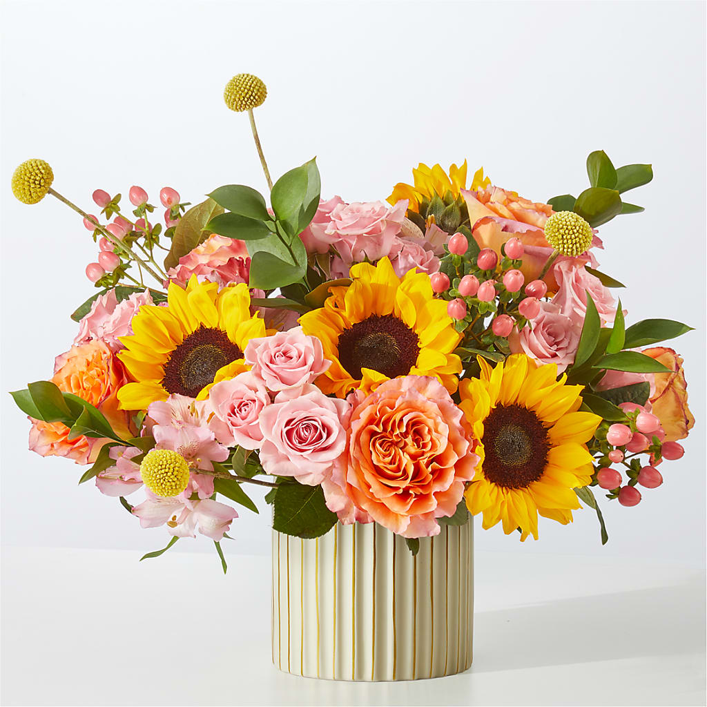 Sun's Out Bouquet – ANGELOS FLOWERS & GIFTS INC, Mississauga ON