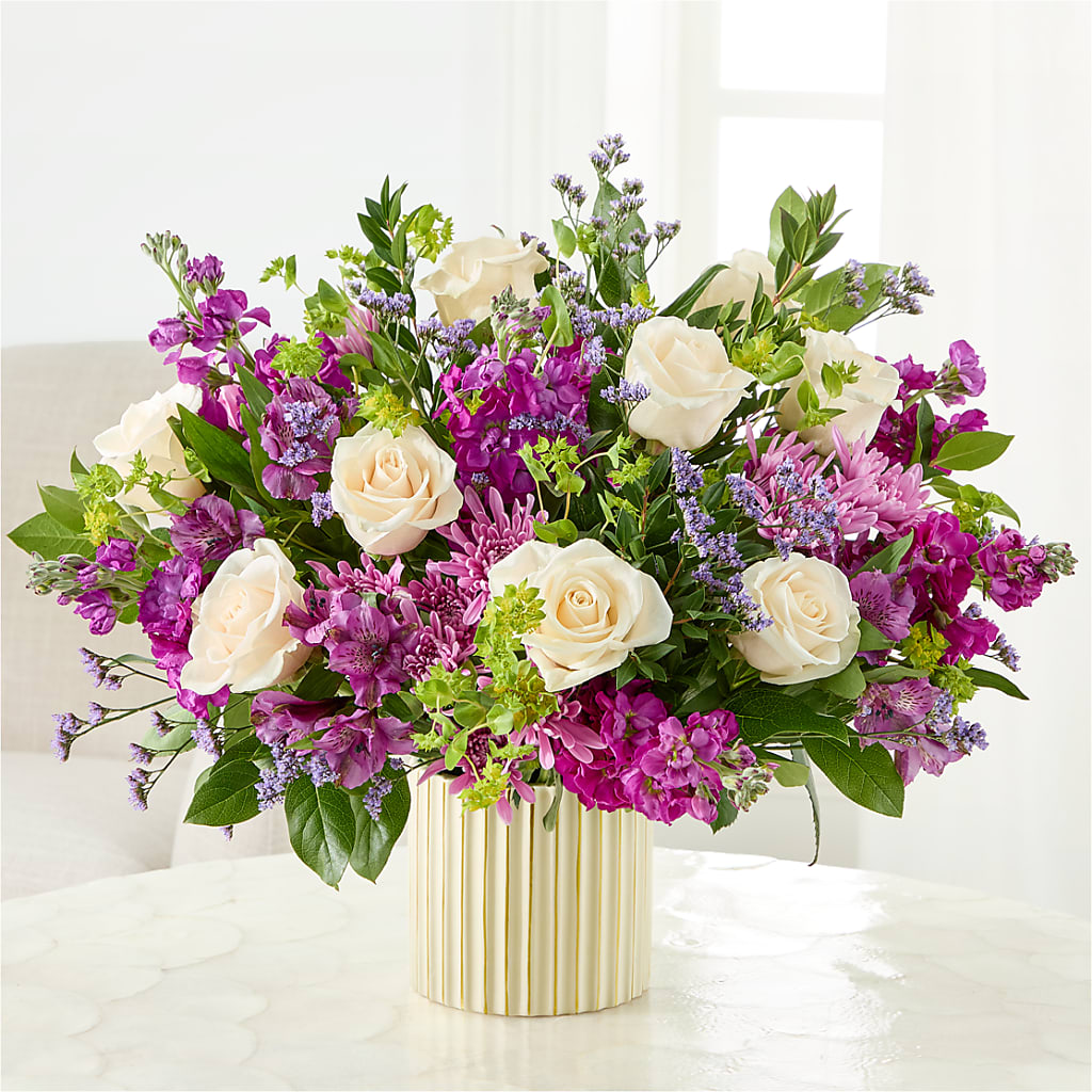 The Boutique Bouquet – ANGELOS FLOWERS & GIFTS INC, Mississauga ON