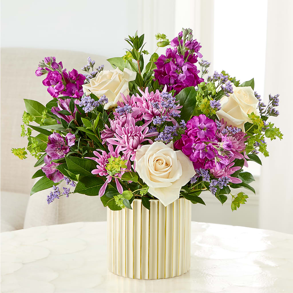 The Boutique Bouquet – ANGELOS FLOWERS & GIFTS INC, Mississauga ON