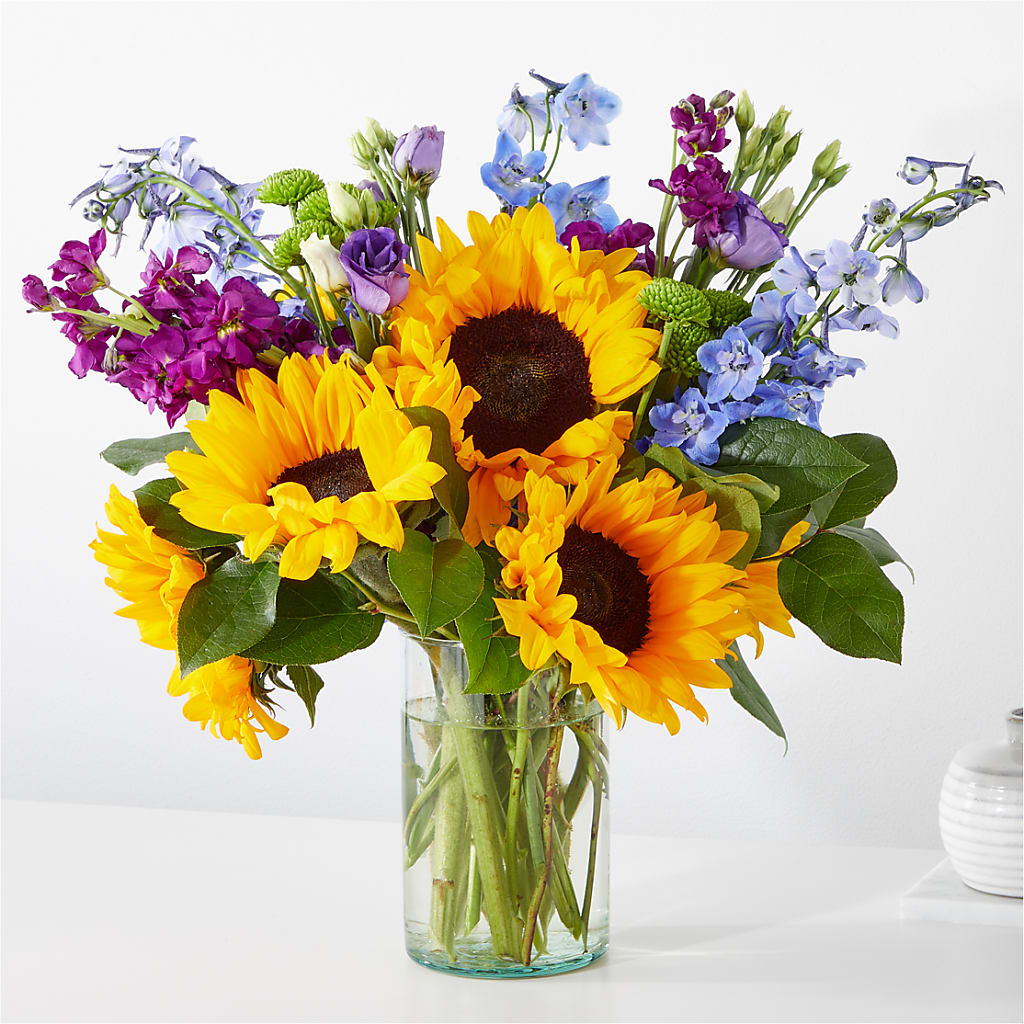 Catching Rays Bouquet – ANGELOS FLOWERS & GIFTS INC, Mississauga ON