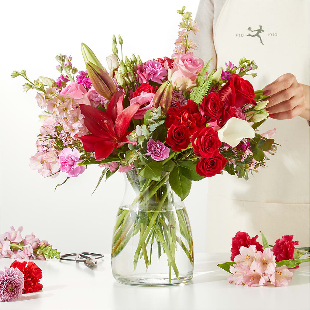 Together Forever - A Florist Original – ANGELOS FLOWERS & GIFTS INC, Mississauga ON