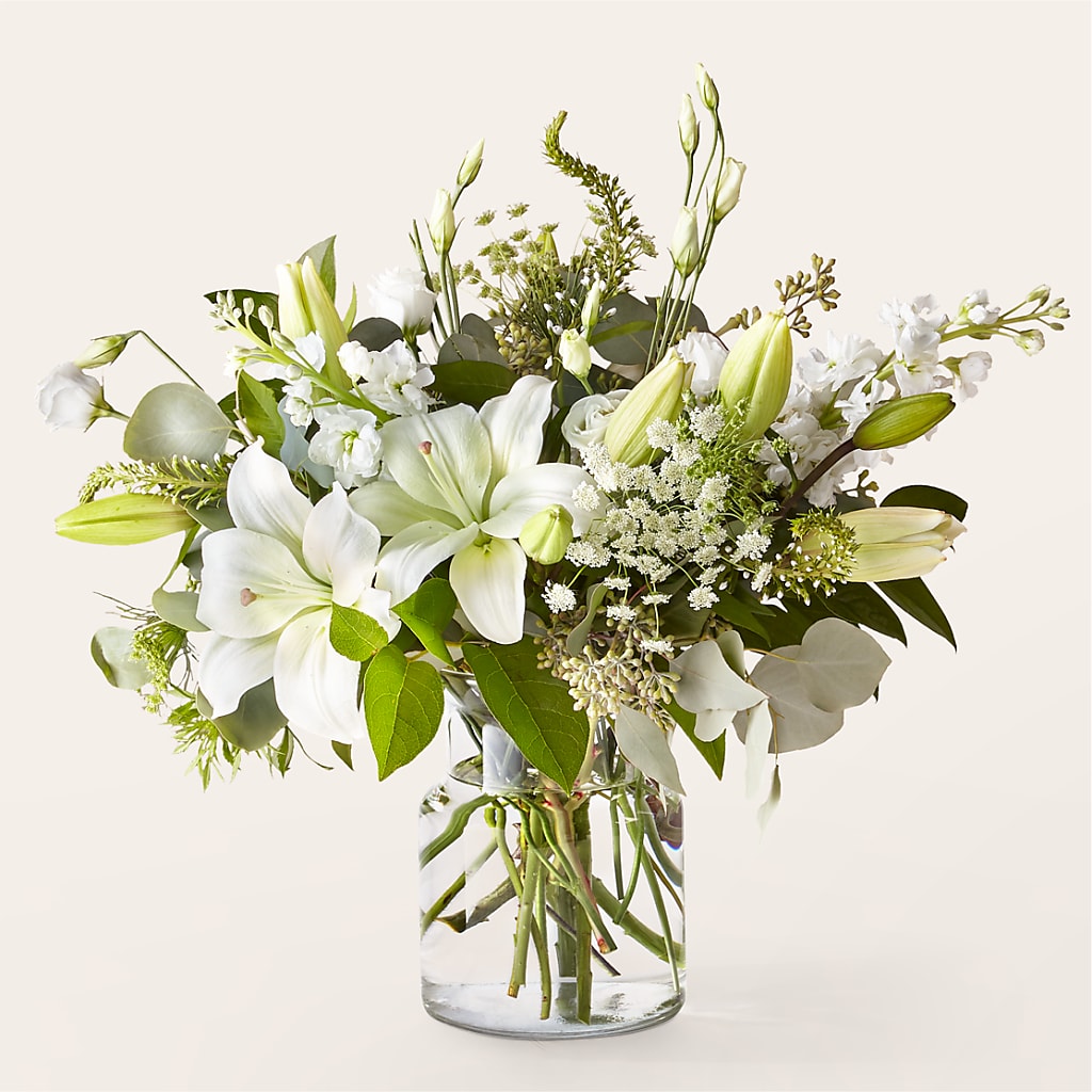 Alluring Elegance Bouquet – ANGELOS FLOWERS & GIFTS INC, Mississauga ON