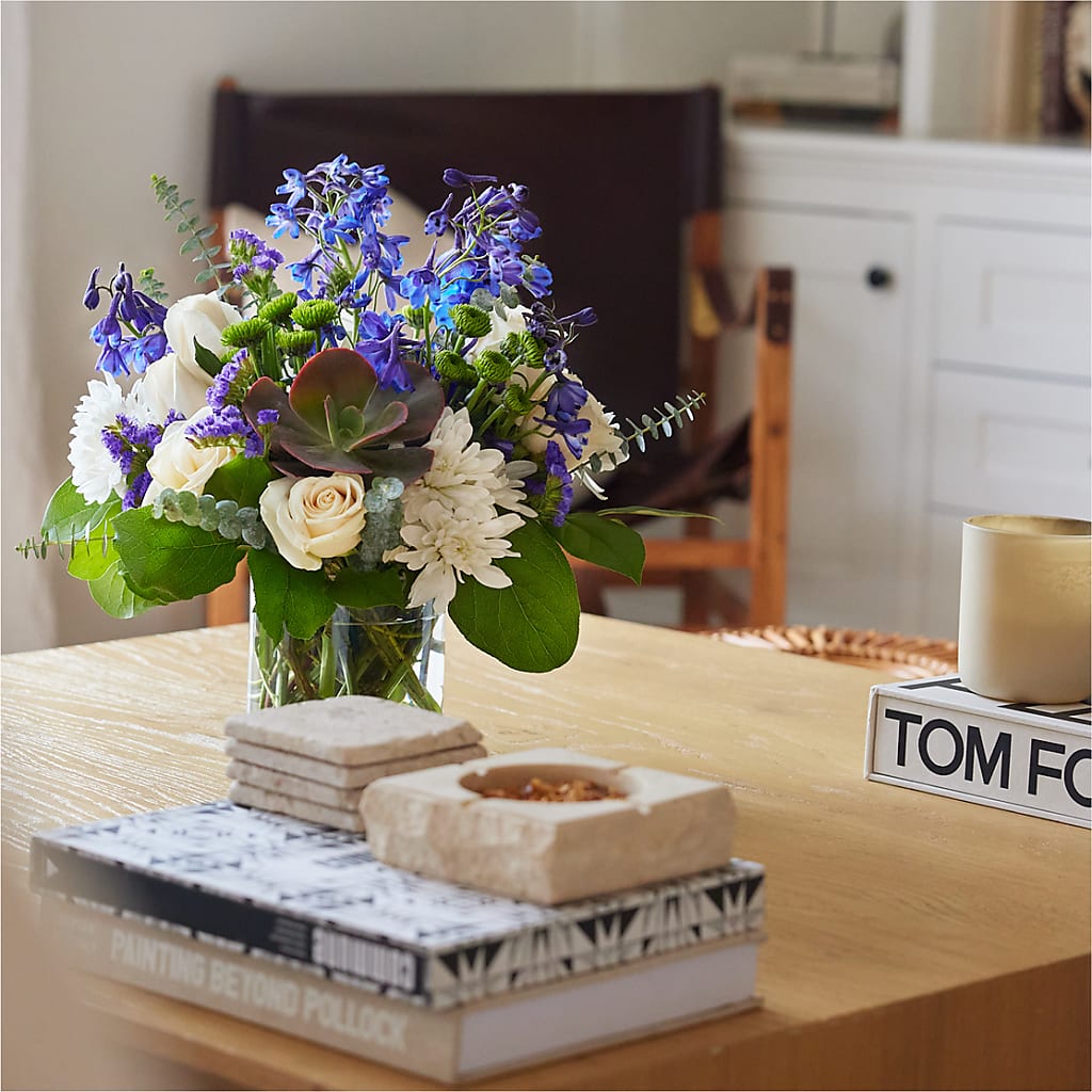 Cerulean Waves Bouquet – ANGELOS FLOWERS & GIFTS INC, Mississauga ON