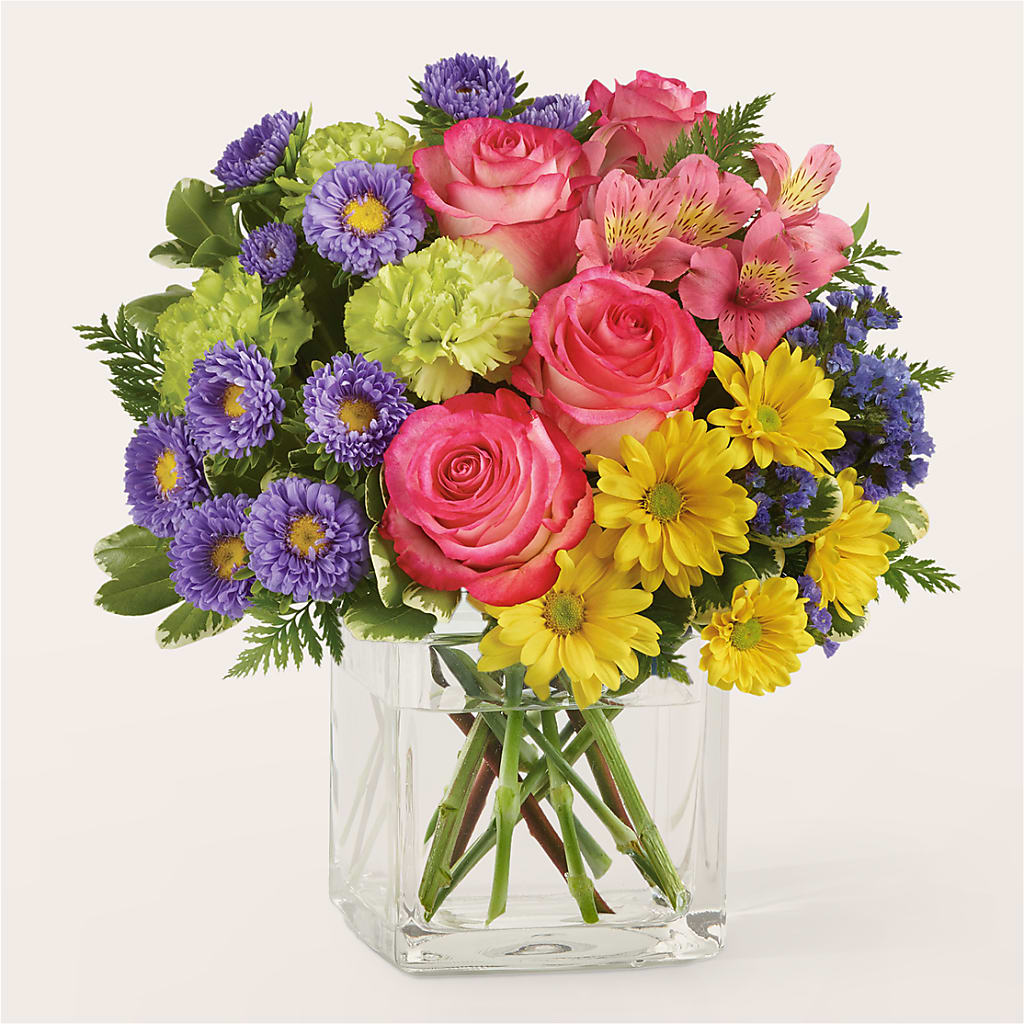 Candy Jar Bouquet – ANGELOS FLOWERS & GIFTS INC, Mississauga ON