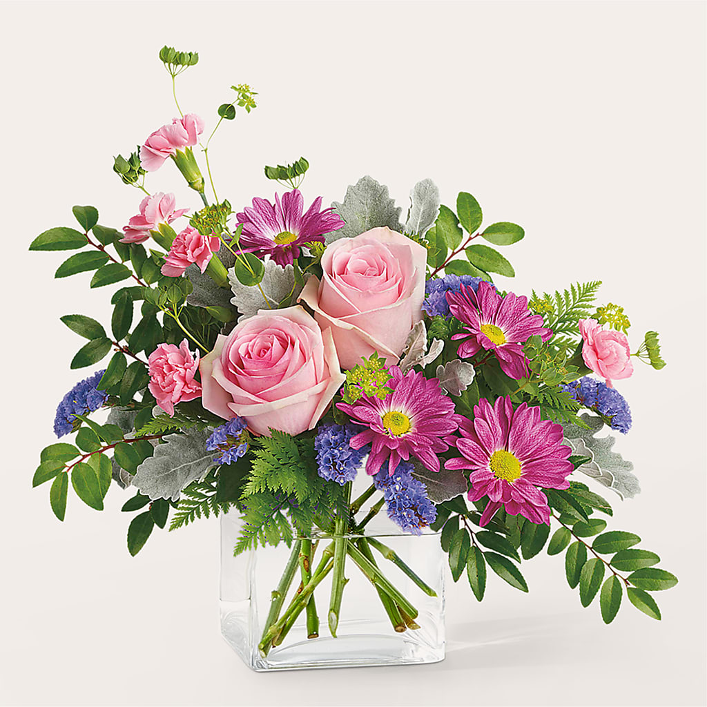 Starlet Bouquet – ANGELOS FLOWERS & GIFTS INC, Mississauga ON