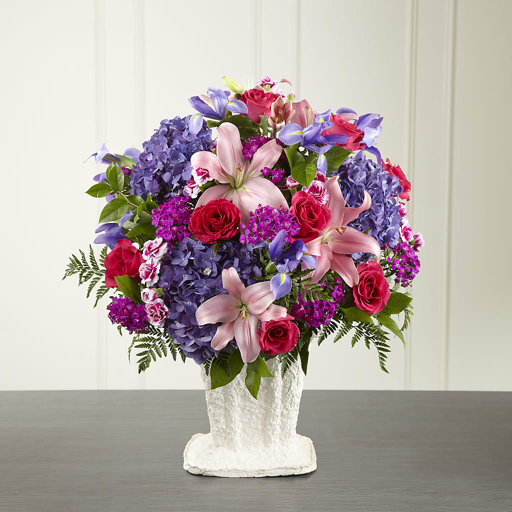 We Fondly Remember Arrangement – ANGELOS FLOWERS & GIFTS INC, Mississauga ON