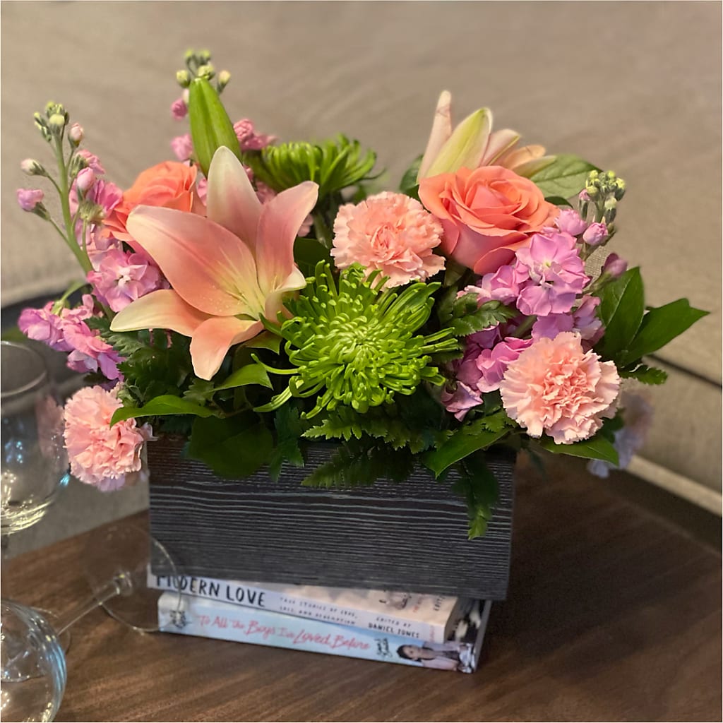 Beautiful Spirit Basket – ANGELOS FLOWERS & GIFTS INC, Mississauga ON