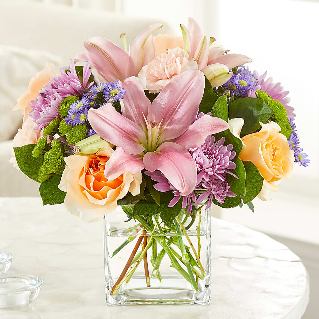 Delicate Details Bouquet – ANGELOS FLOWERS & GIFTS INC, Mississauga ON