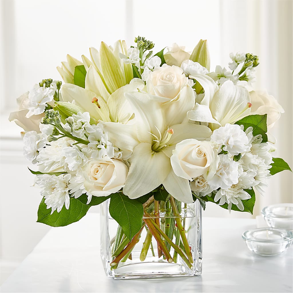 Gentle Breeze Bouquet – ANGELOS FLOWERS & GIFTS INC, Mississauga ON