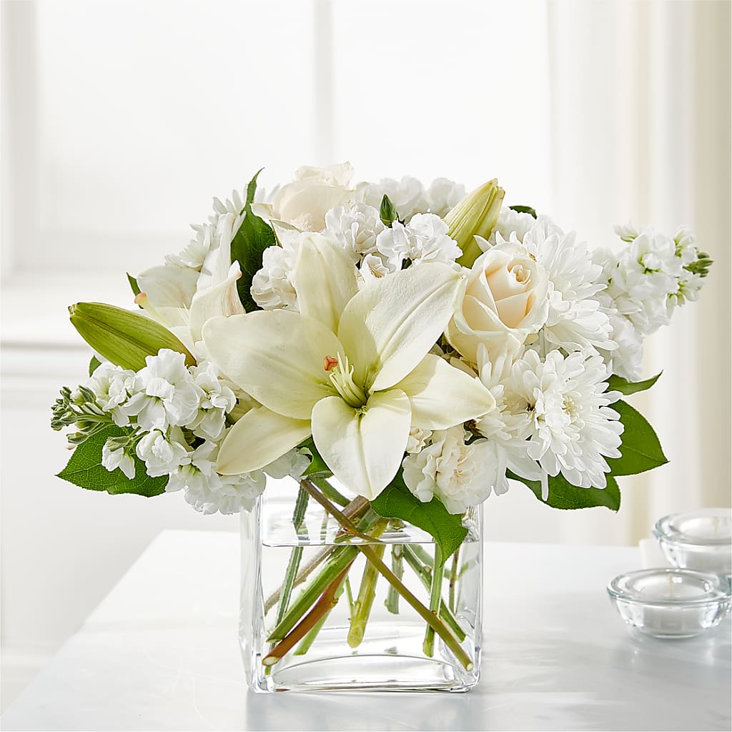 Gentle Breeze Bouquet – ANGELOS FLOWERS & GIFTS INC, Mississauga ON