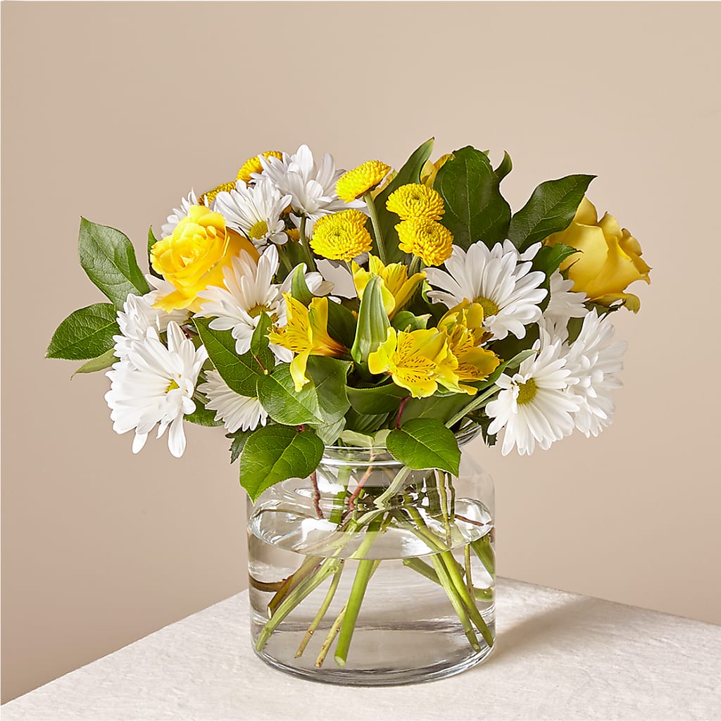 Sunny Sentiments Bouquet – ANGELOS FLOWERS & GIFTS INC, Mississauga ON