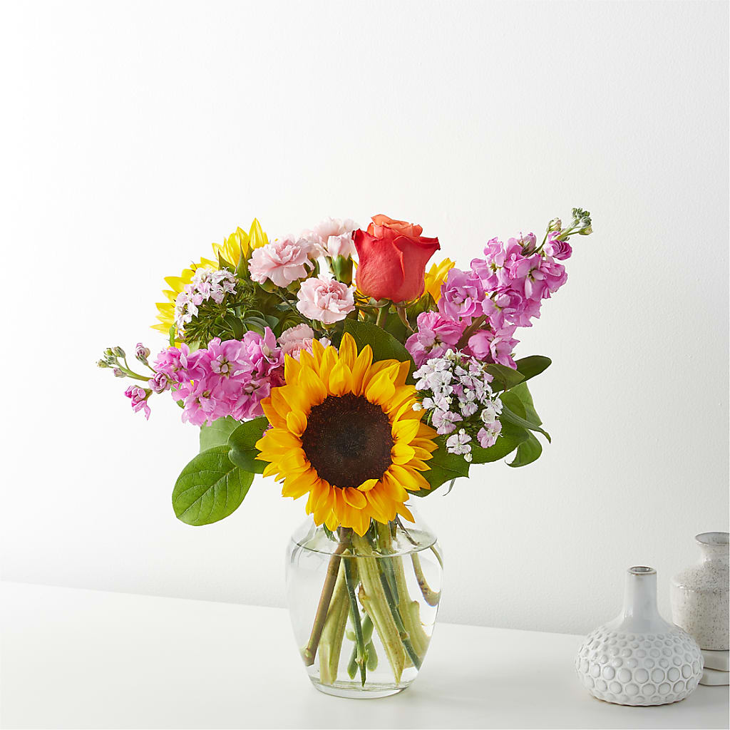 Yellow Brick Road Bouquet – ANGELOS FLOWERS & GIFTS INC, Mississauga ON