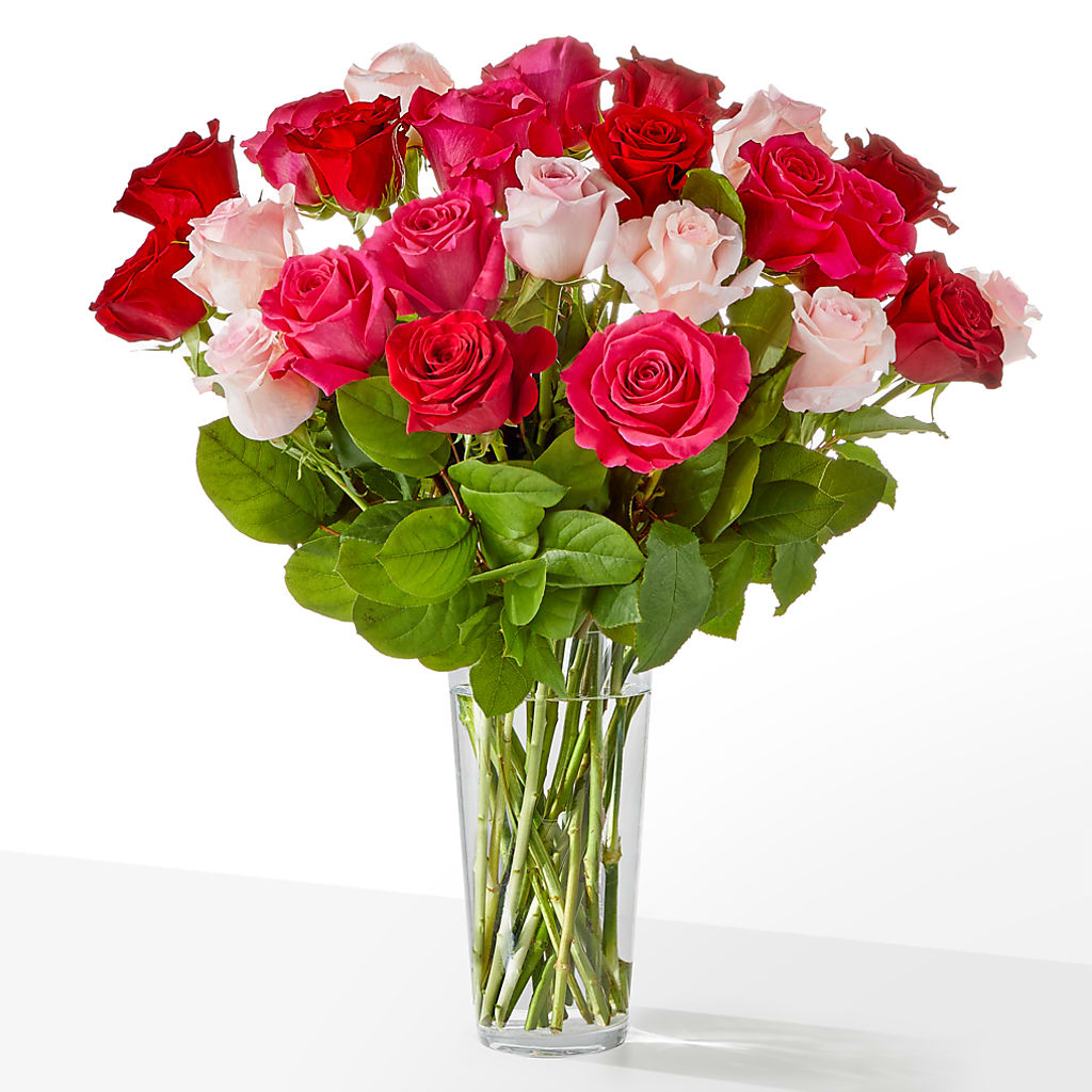 Charming Rose Bouquet – ANGELOS FLOWERS & GIFTS INC, Mississauga ON