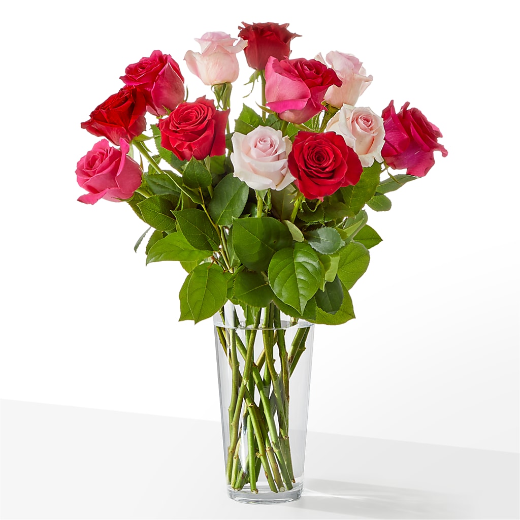 Charming Rose Bouquet – ANGELOS FLOWERS & GIFTS INC, Mississauga ON