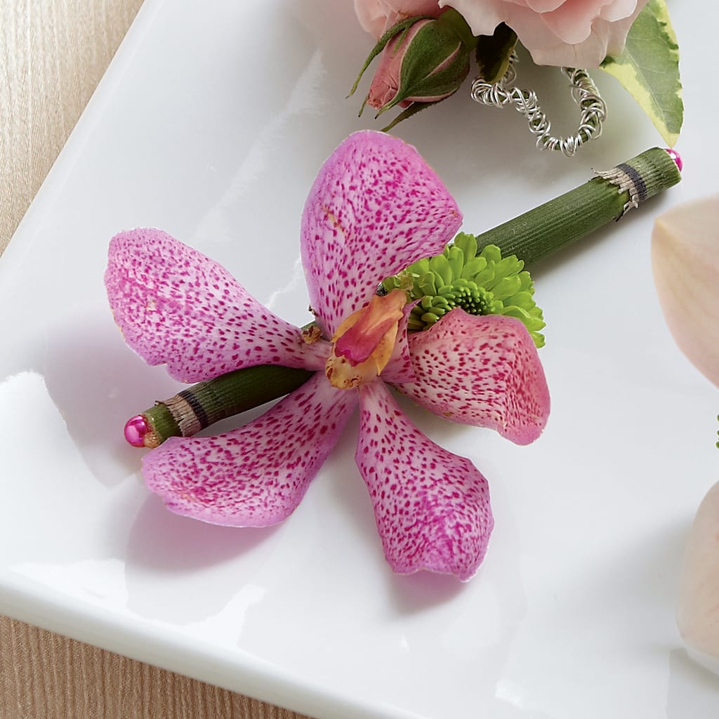 Pink Mokara Boutonniere – ANGELOS FLOWERS & GIFTS INC, Mississauga ON