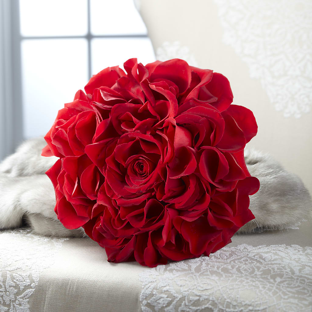Composite Rose Bouquet – ANGELOS FLOWERS & GIFTS INC, Mississauga ON