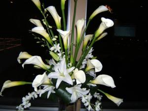 Bouquet 4 – ANGELOS FLOWERS & GIFTS INC, Mississauga ON