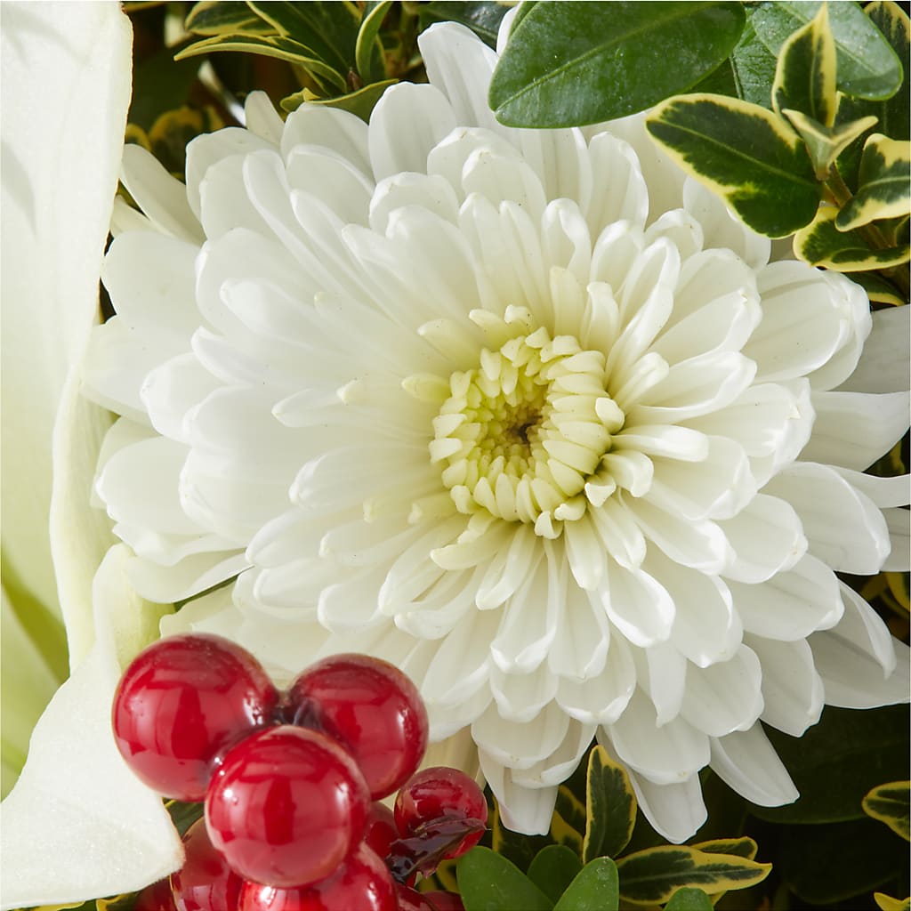 Festive Moments Tree – ANGELOS FLOWERS & GIFTS INC, Mississauga ON