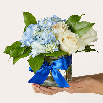Sky Blue Delight Bouquet – ANGELOS FLOWERS & GIFTS INC, Mississauga ON