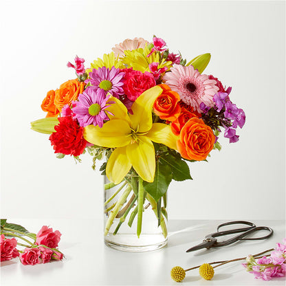 Cue the Confetti - A Florist Original – ANGELOS FLOWERS & GIFTS INC, Mississauga ON