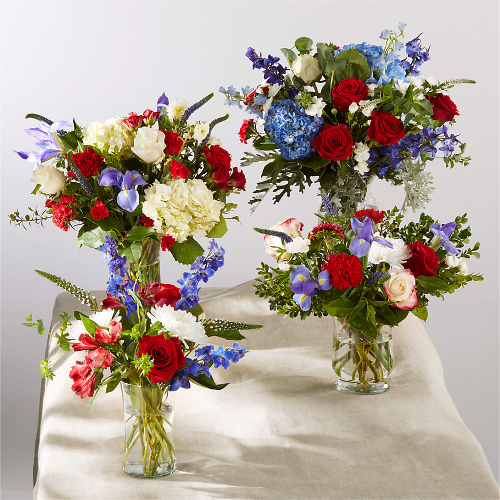 Star Spangled - A Florist Original – ANGELOS FLOWERS & GIFTS INC, Mississauga ON