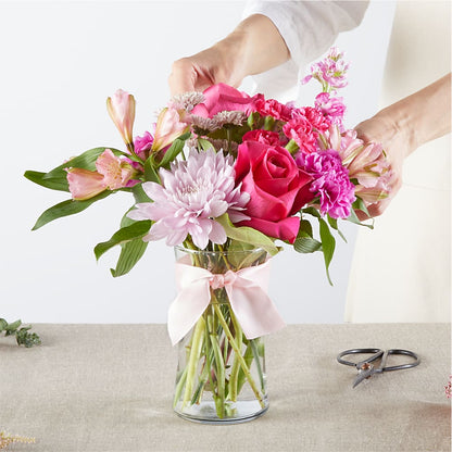 Pink Ribbon - A Florist Original – ANGELOS FLOWERS & GIFTS INC, Mississauga ON