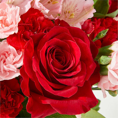 Candy Kisses Bouquet – ANGELOS FLOWERS & GIFTS INC, Mississauga ON