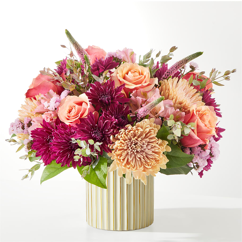 Berry Cobbler Bouquet with Ivory Vase – ANGELOS FLOWERS & GIFTS INC, Mississauga ON