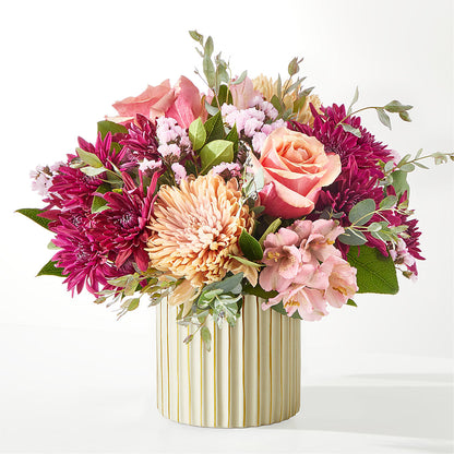 Berry Cobbler Bouquet with Ivory Vase – ANGELOS FLOWERS & GIFTS INC, Mississauga ON