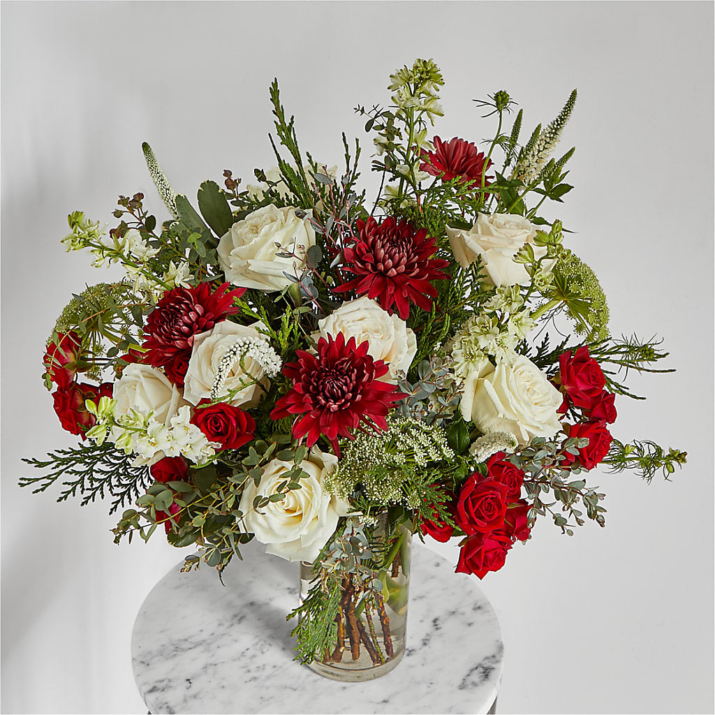 Favorite Traditions Bouquet – ANGELOS FLOWERS & GIFTS INC, Mississauga ON