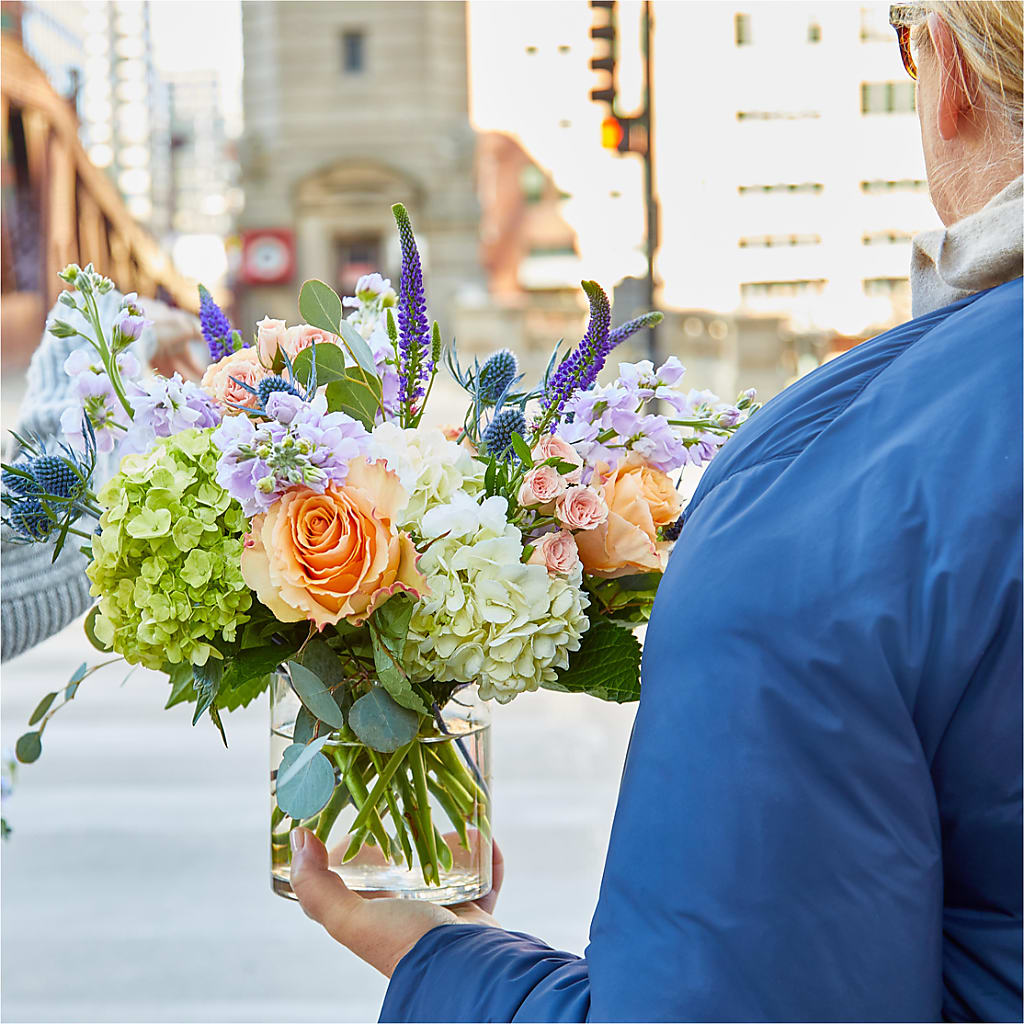 Porch Swing Bouquet – ANGELOS FLOWERS & GIFTS INC, Mississauga ON