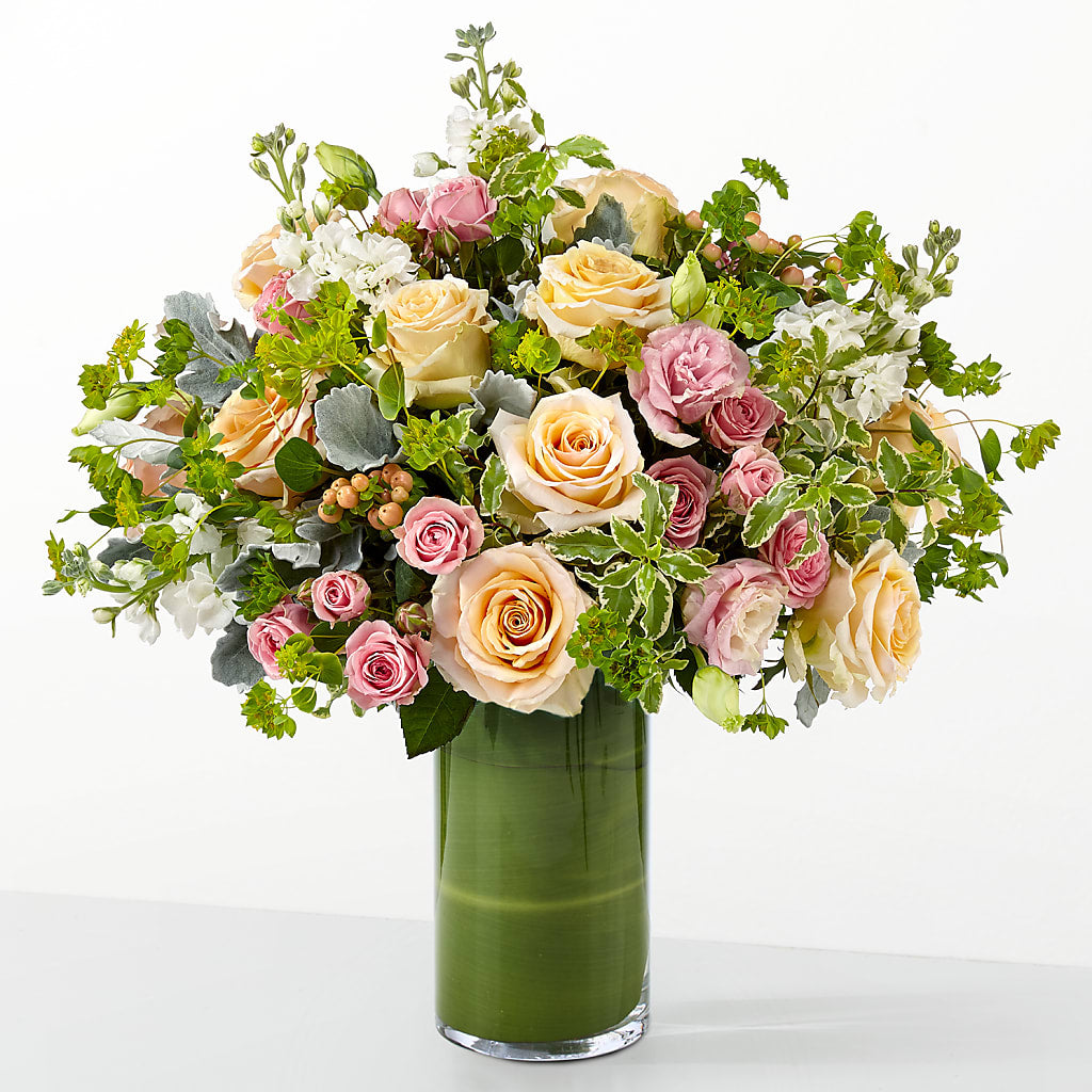 The Glamour Shot – ANGELOS FLOWERS & GIFTS INC, Mississauga ON