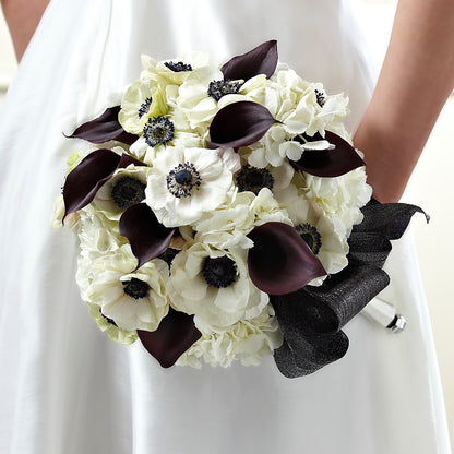To Have and To Hold Bouquet – ANGELOS FLOWERS & GIFTS INC, Mississauga ON